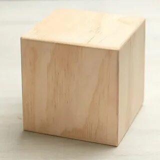 Деревянный куб со