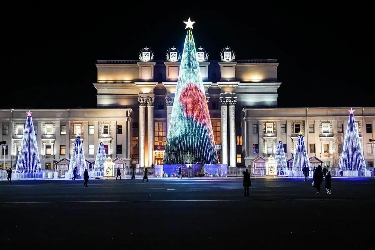 Площадь куйбышева 2023. Площадь куйбышева самара 2021 зима. Самара елка на площади куйбышева 2022. Площадь куйбышева самара новый год. Площадь куйбышева самара 2022.