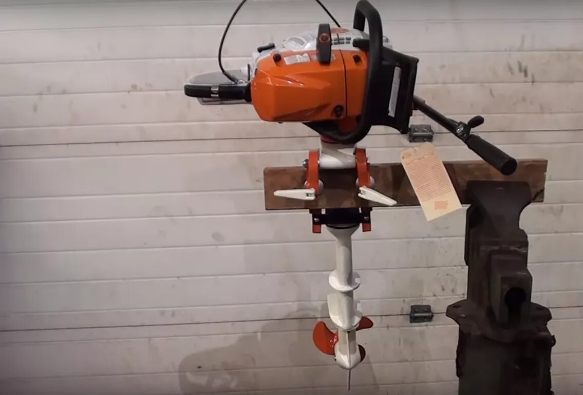 Как сделать мотор из триммера. Насадка лодочный мотор stihl мл-1. лодочный мотор из бензопилы штиль. лодочный мотор насадка пилы штиль. лодочный мотор штиль 3.8.