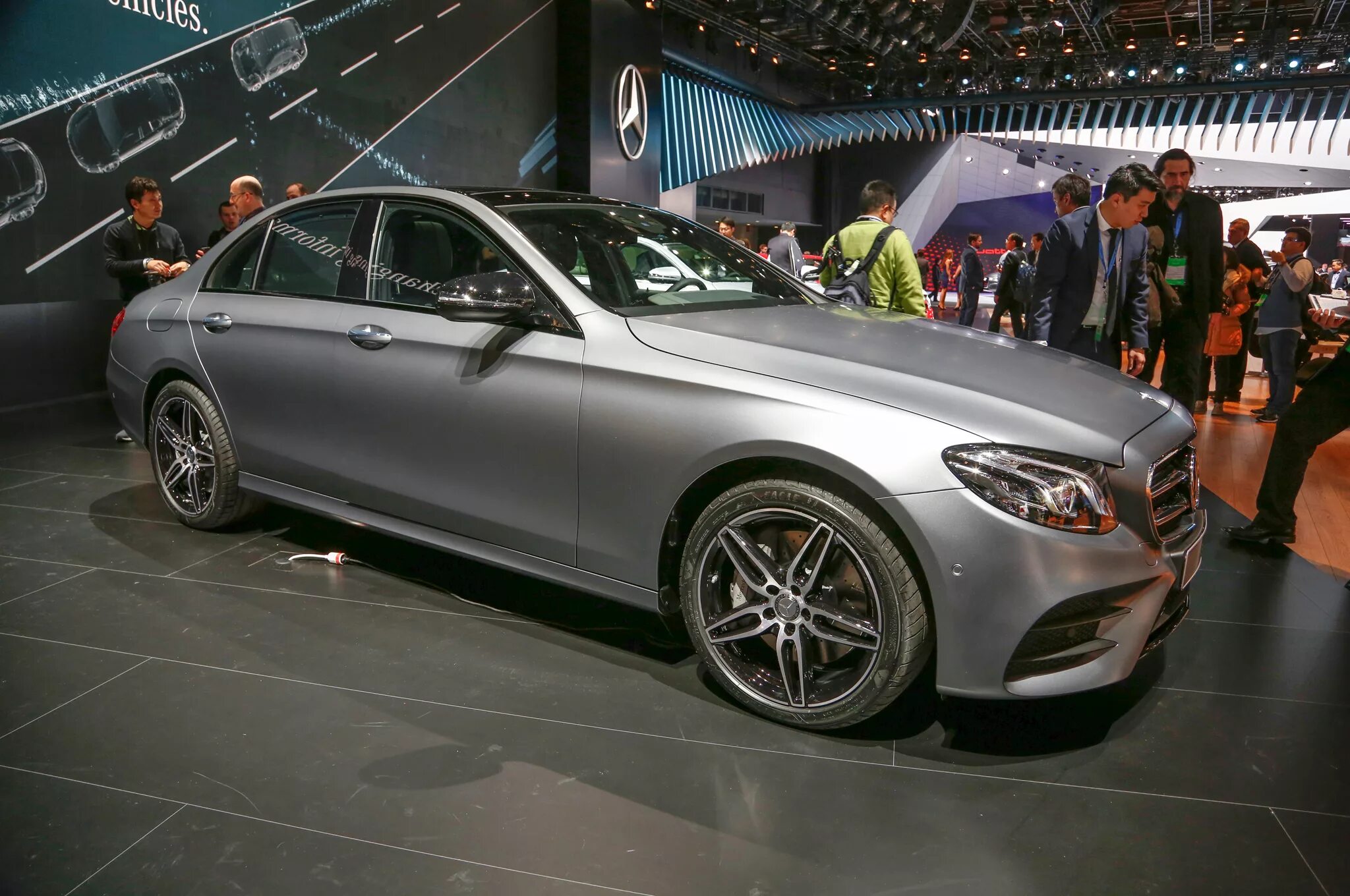 Mercedes e class 2017. Мерседес е 2017. Мерседес e class 2017. Mercedes-Benz e-class 2017.