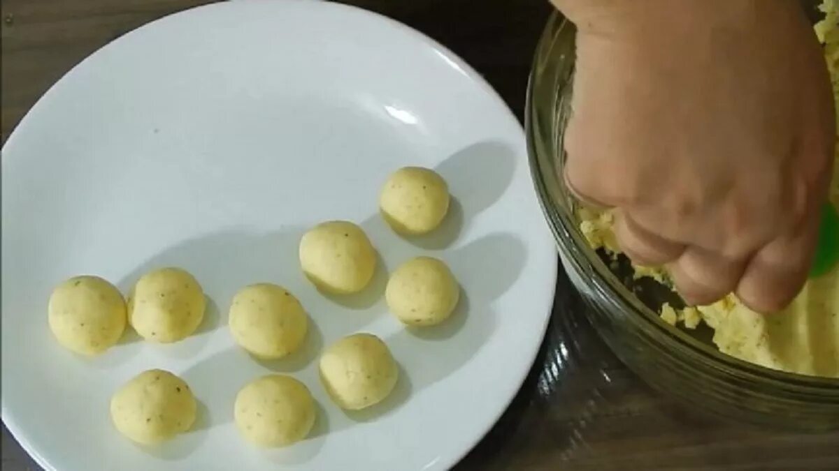 Рецепты из муки яиц и сыра
