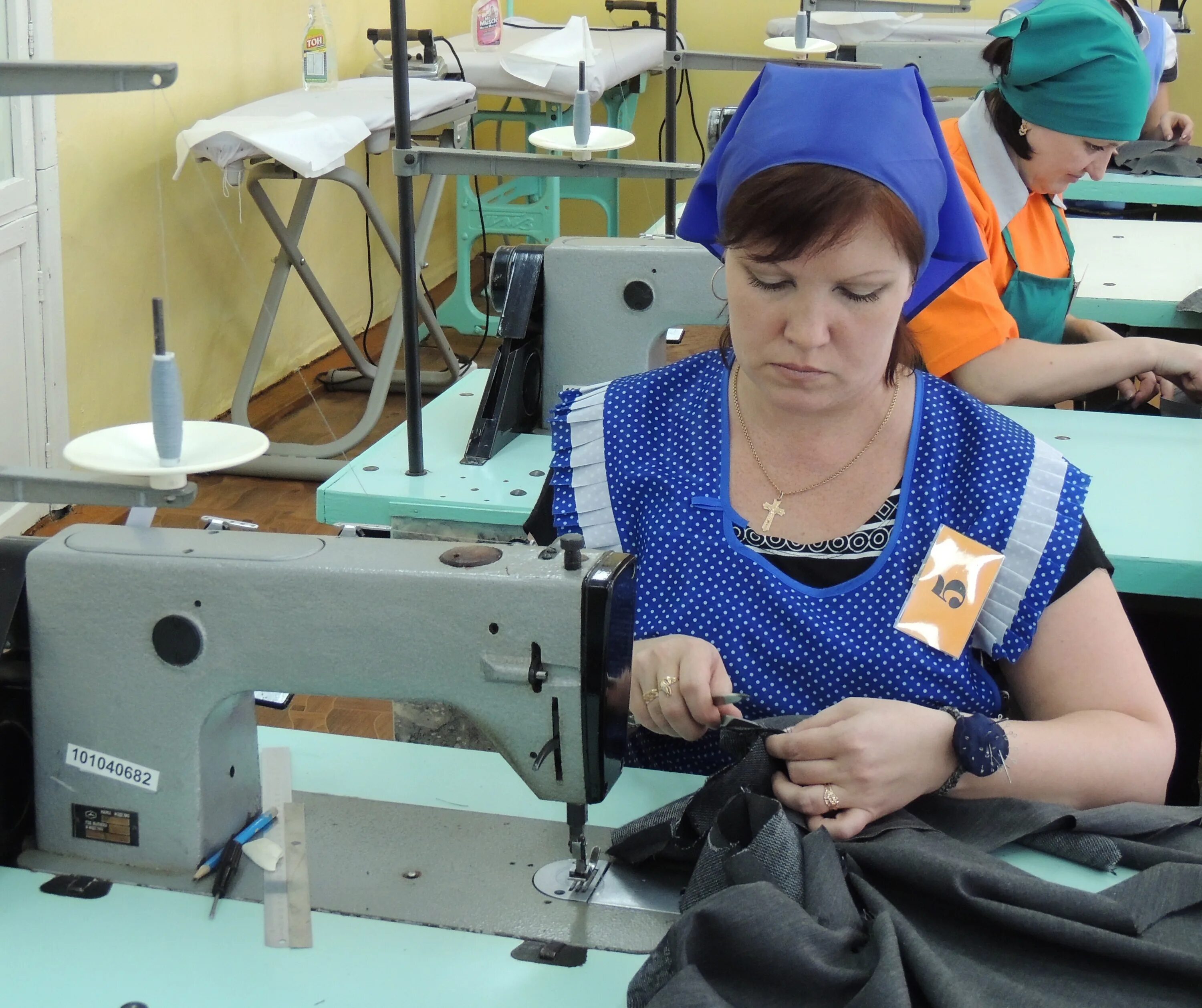 Астана швея. Астана швея. Астана швея. Швейное ателье екатеринбург. Форма швеи.