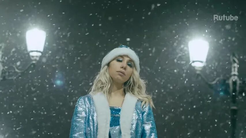 Песня анне клип. Anna lesko 2021. Царица asti. Девушка поет зарубежные песни на русском. Песня анне клип.