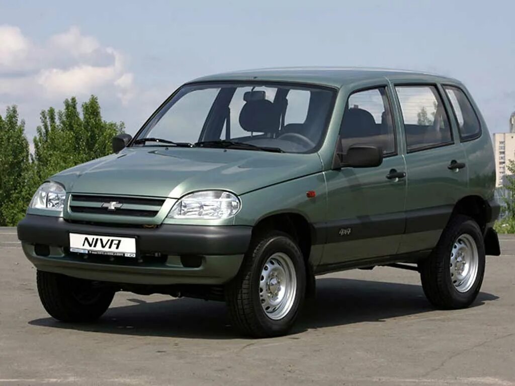 Ваз шнива. ВАЗ-2123 Chevrolet Niva. ВАЗ 2123 Нива Шевроле. Chevrolet Niva 1998.