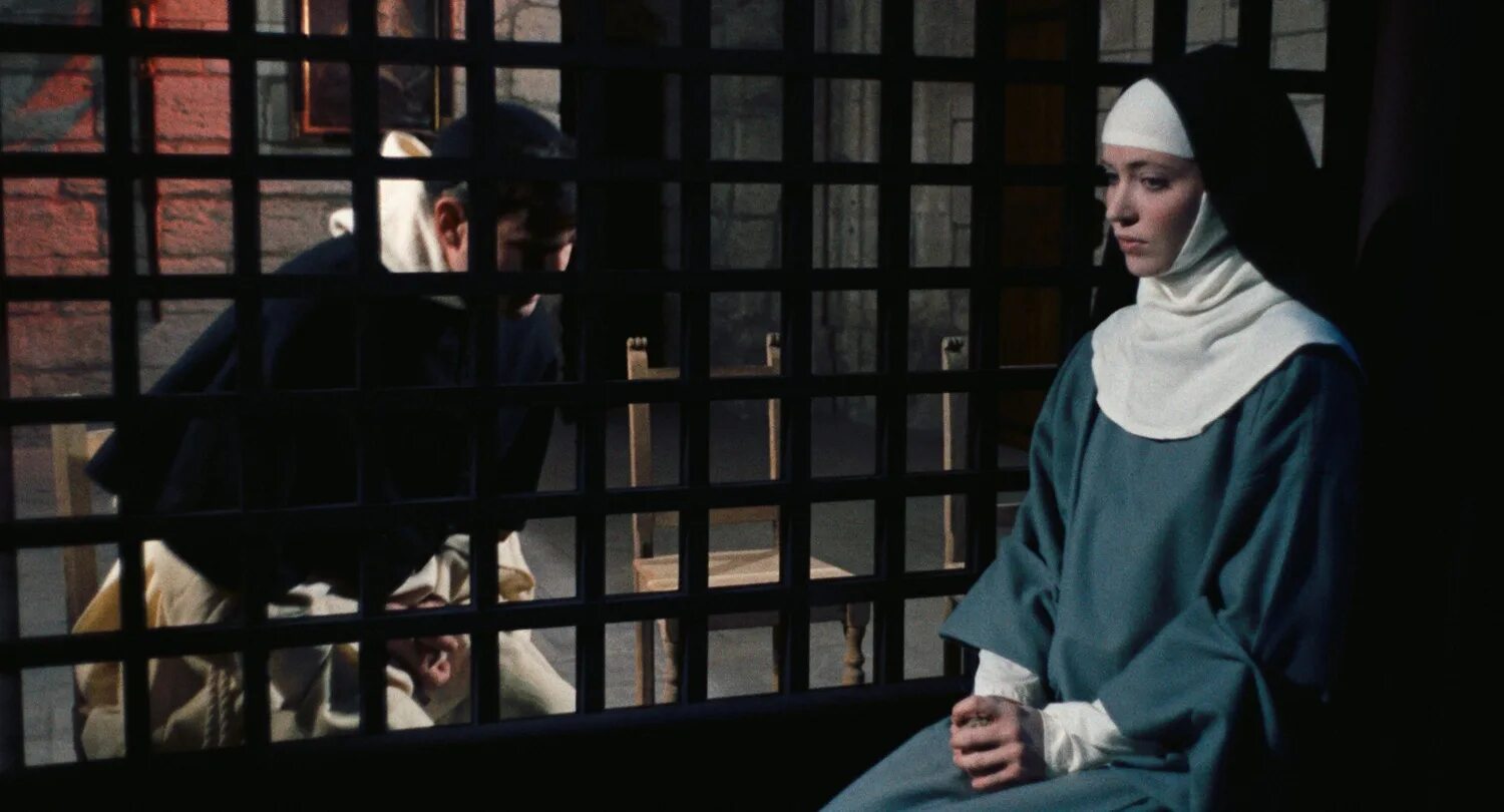 Выход монахини. Одри хепберн монашка. Проклятие монахини роуз фильм 2020. Выход монахини. Выход монахини.