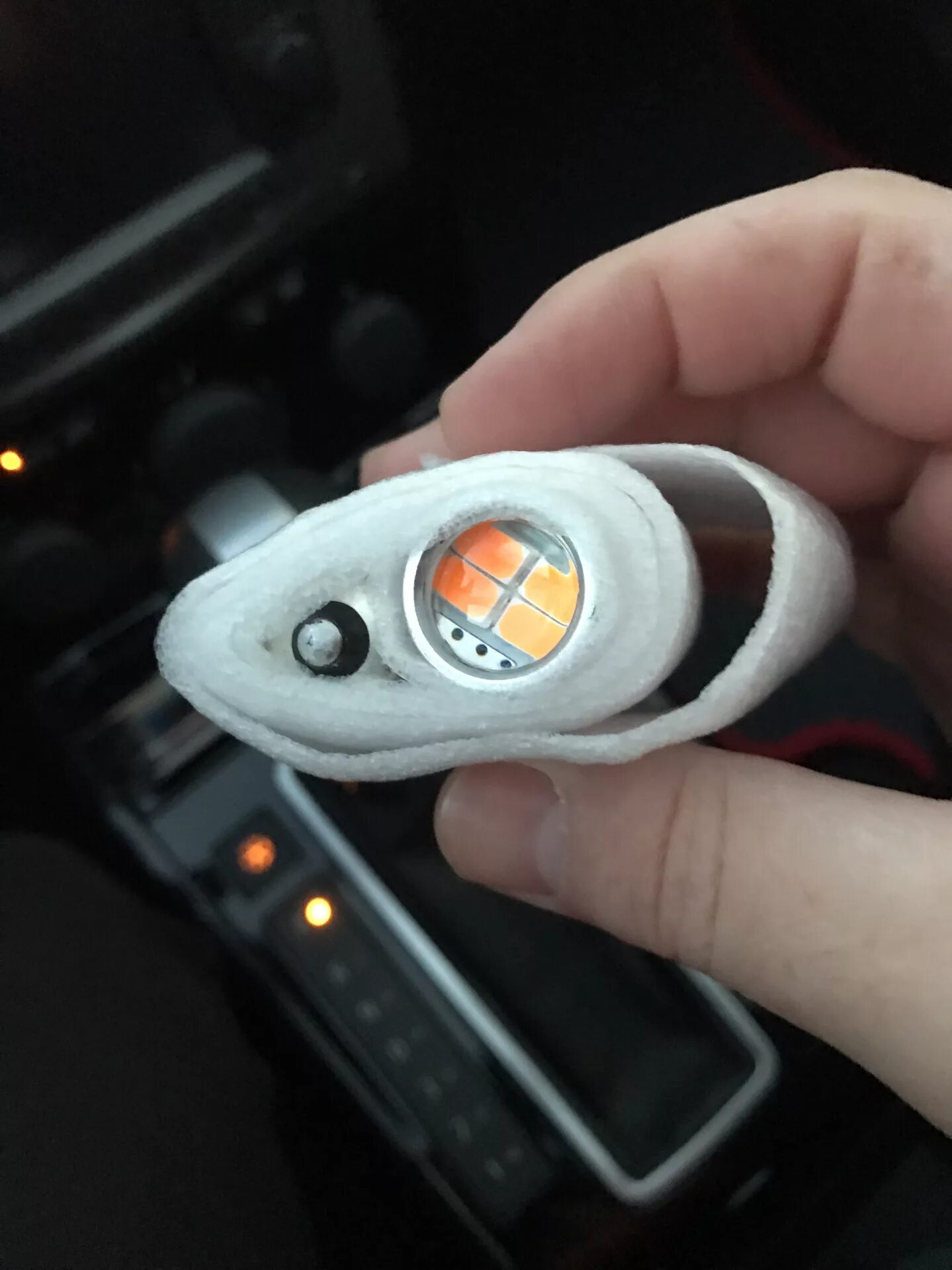 Звуки включения поворотника. Звуковой повторитель поворотов 24в. Зуммер для сигналов поворота. Звук поворотника в вольве. Звуковой сигнализатор указателя поворотов сигнал-1.