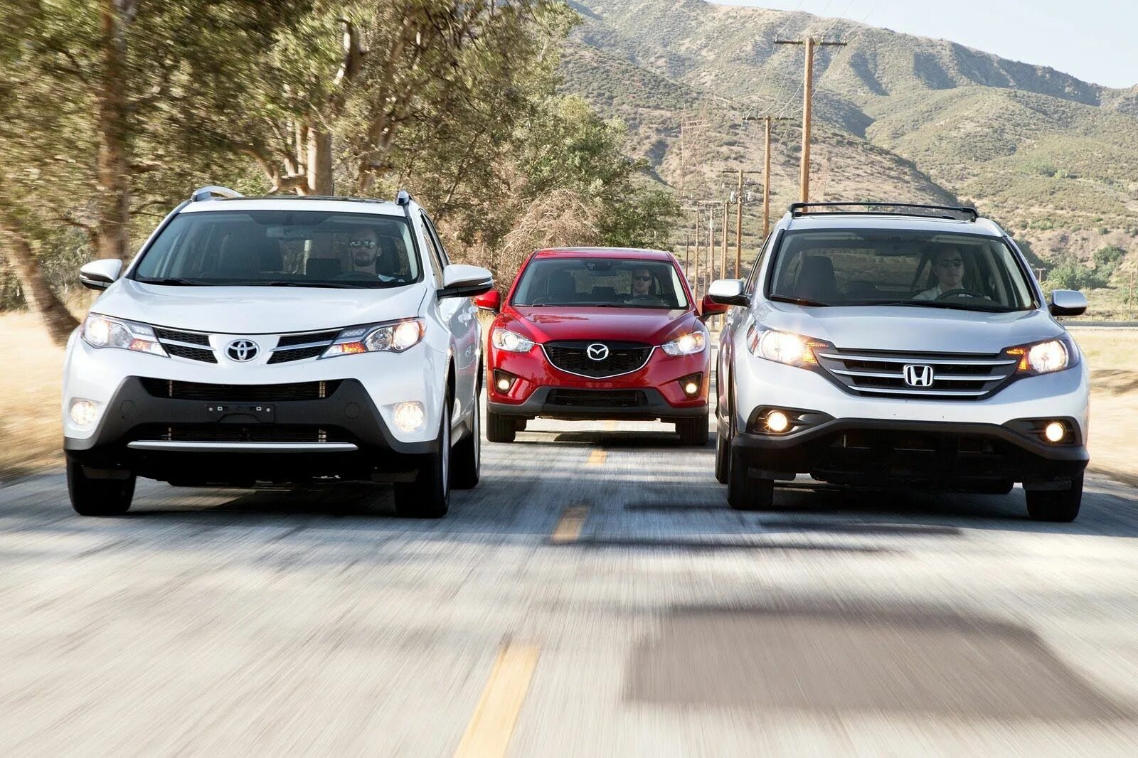 Ниссан патрол и крузак 200. Camry 40 vs nissan maxima. Nissan altima 2021. Тойота и ниссан сравнить. X trail vs rav4.