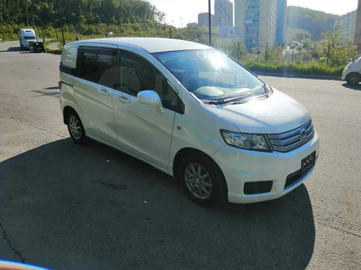 Хонда Фрид Спайк 2010. Туманки Фрид Спайк 2010. Honda freed Spike g just selection. Honda freed Spyke 2010 аккумулятор.