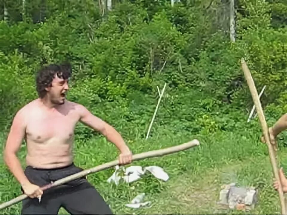 битый молодой. фотографии с места преступления. фото подростка. штрафной удар в ссср. толпа мальчиков.