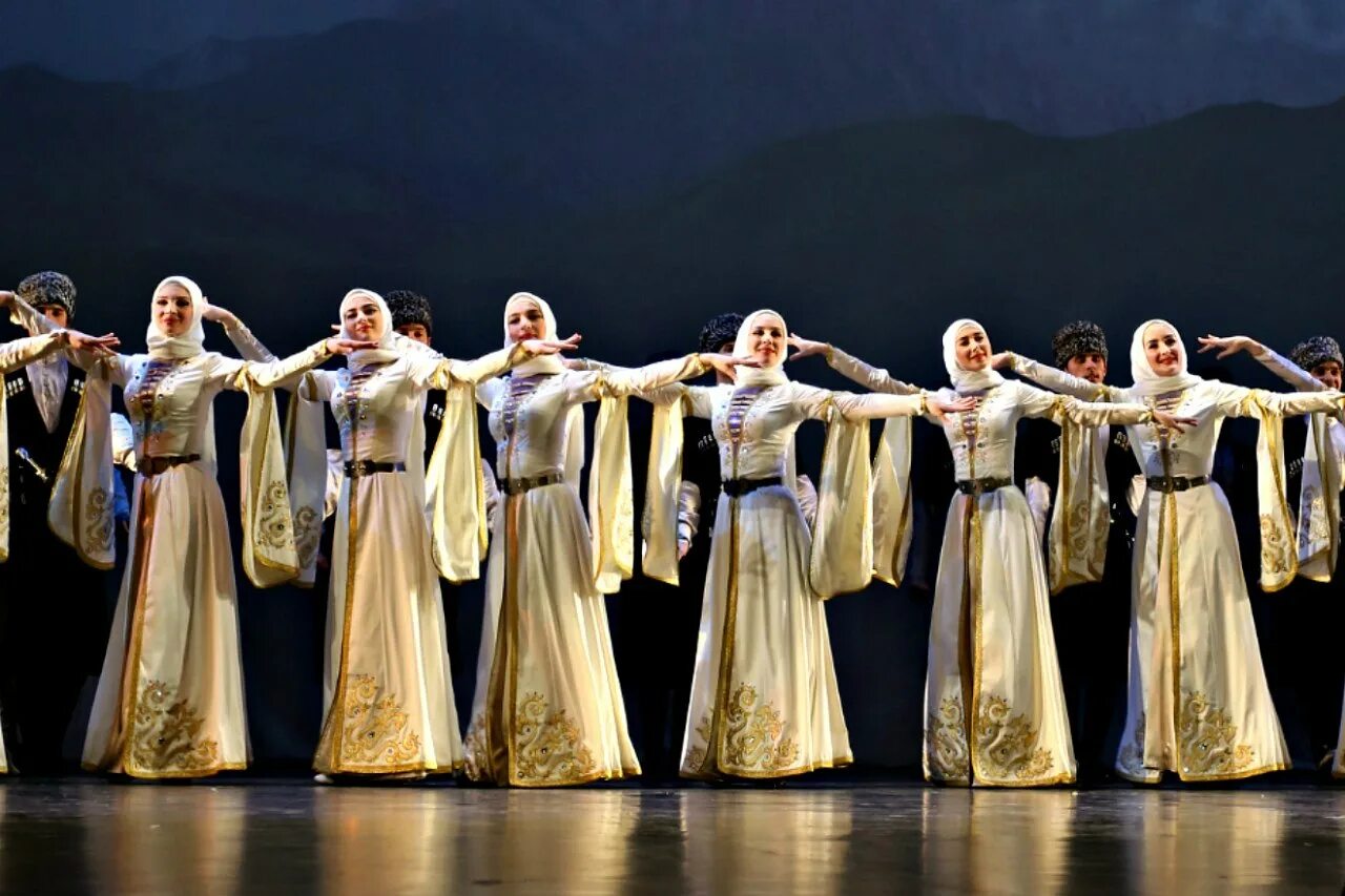 чеченский государственный ансамбль народного танца «вайнах». чеченский ансамбль вайнах. чеченский ансамбль вайнах. ансамбль чеченского танца вайнах. группа вайнах (ансамбль).