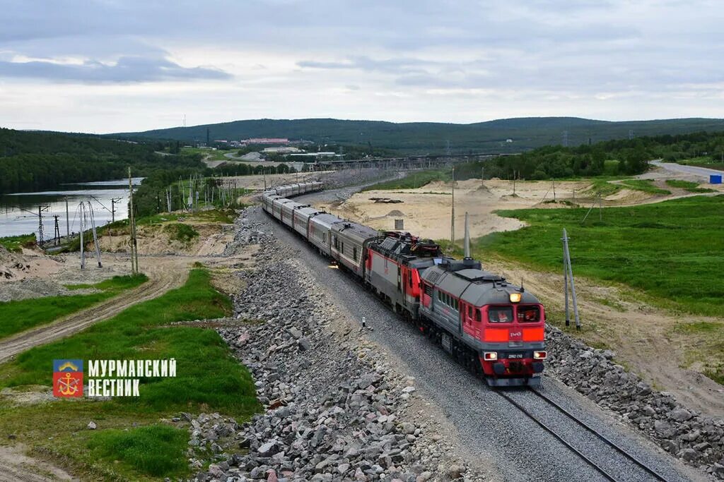 Мурманск железная дорога. Станция Мурманск поезда. Железная дорога Мурманская область. ЖД Мурманск. Железная дорога Мурманск никель.