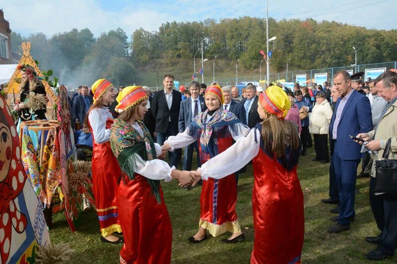 Базарный Карабулак Саратовская область. Базарно-Карабулакский район Саратовской области. 90 Летие района. Чуваши в Саратовской области Базарный Карабулак. Погода б карабулак