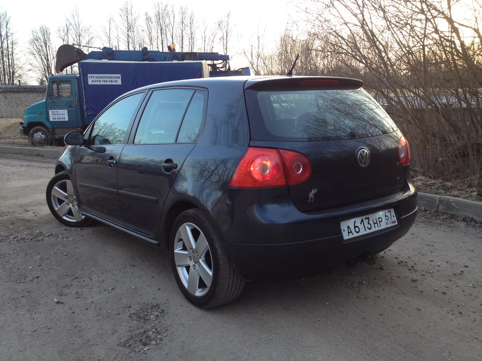 Диски гольф 8. Фольксваген гольф 5 колеса. Vw golf 5 r17. Denver golf 5 gti. 4.
