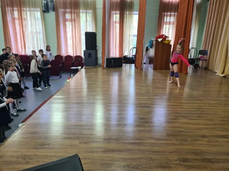 Школа 2065 г московский 1-й микрорайон. Школа 2065 г ш 3 московский. Школа 2065 г московский. Микрорайон московский школа 2065 местонахождение. Московский школа 2065 ш3.