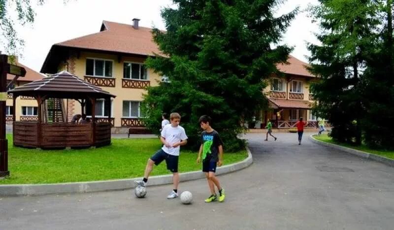 Дол звенигород. Пансионат лагерь в Звенигороде.