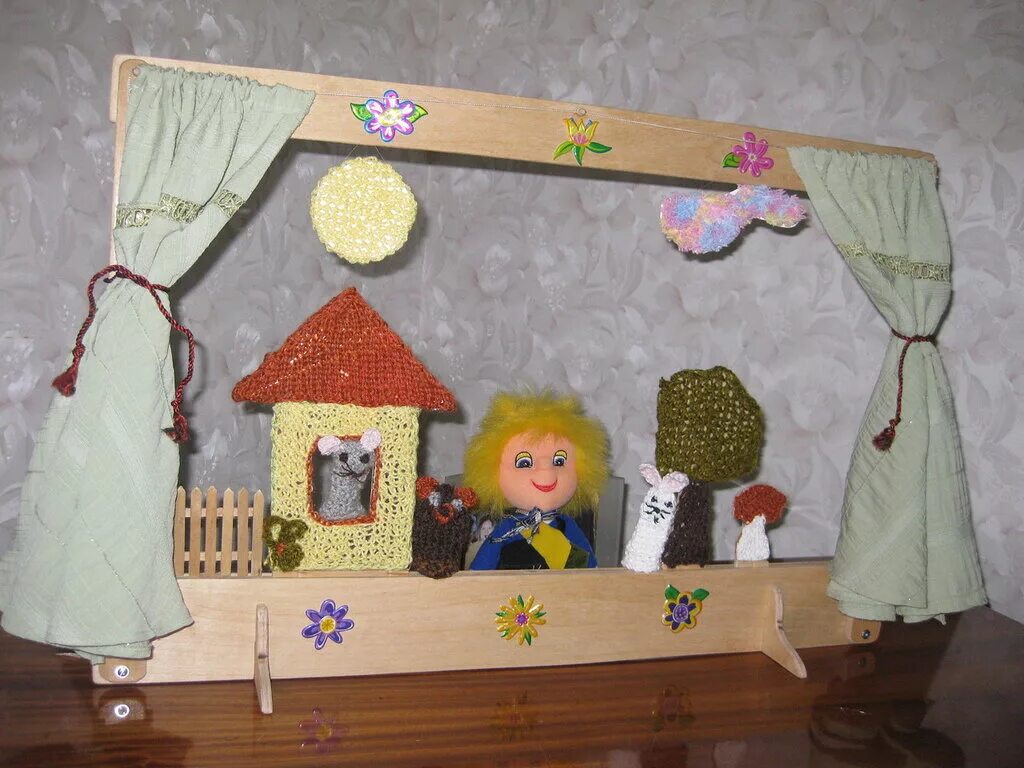 домашний кукольный театр своими руками. домашний кукольный. домашний кукольный. нарисовать тюменский кукольный театр. домик для кукольного театра.