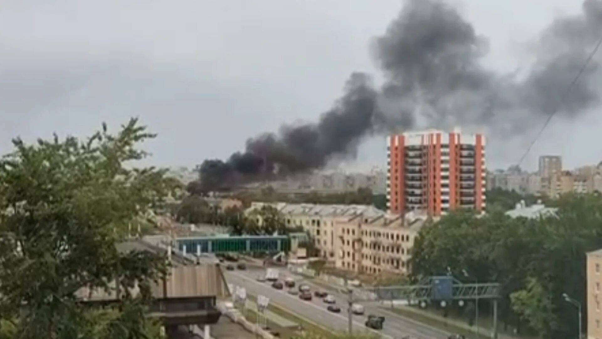 Пожар в кунцево сегодня. 2022. Пожар бизнес центр кунцево. Кунцево плаза пожар. Пожар на западе москвы сейчас.