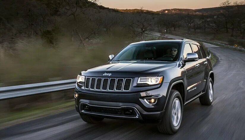Jeep grand cherokee 2021. Jeep cherokee 2014. Jeep grand cherokee trailhawk 2022. Внедорожник jeep cherokee. Jeep grand cherokee 2015.