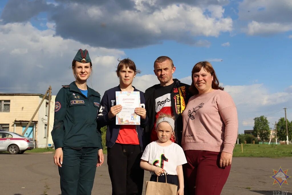Картинка прогноза погоды. Папино калужская область. Погода папино 10 дней. Погода папино 10 дней. Отец с сыном идут на рыбалку.