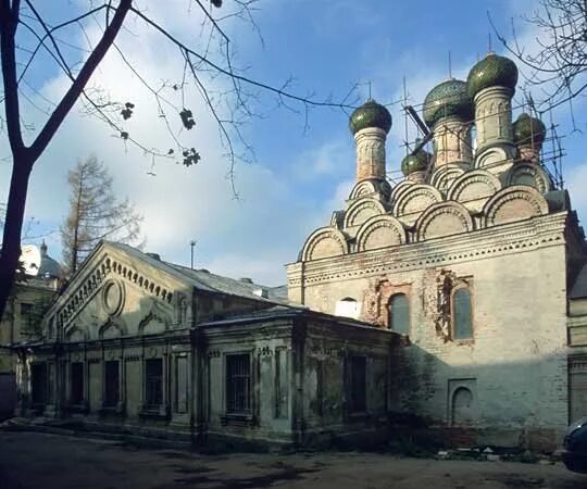 Храм софии премудрости в средних садовниках. Храм софии премудрости божией в средних садовниках. храм софии премудрости божией на софийской набережной. храма софии премудрости божией в средних садовниках (г. москва). храм софии премудрости божией на софийской набережной внутри.