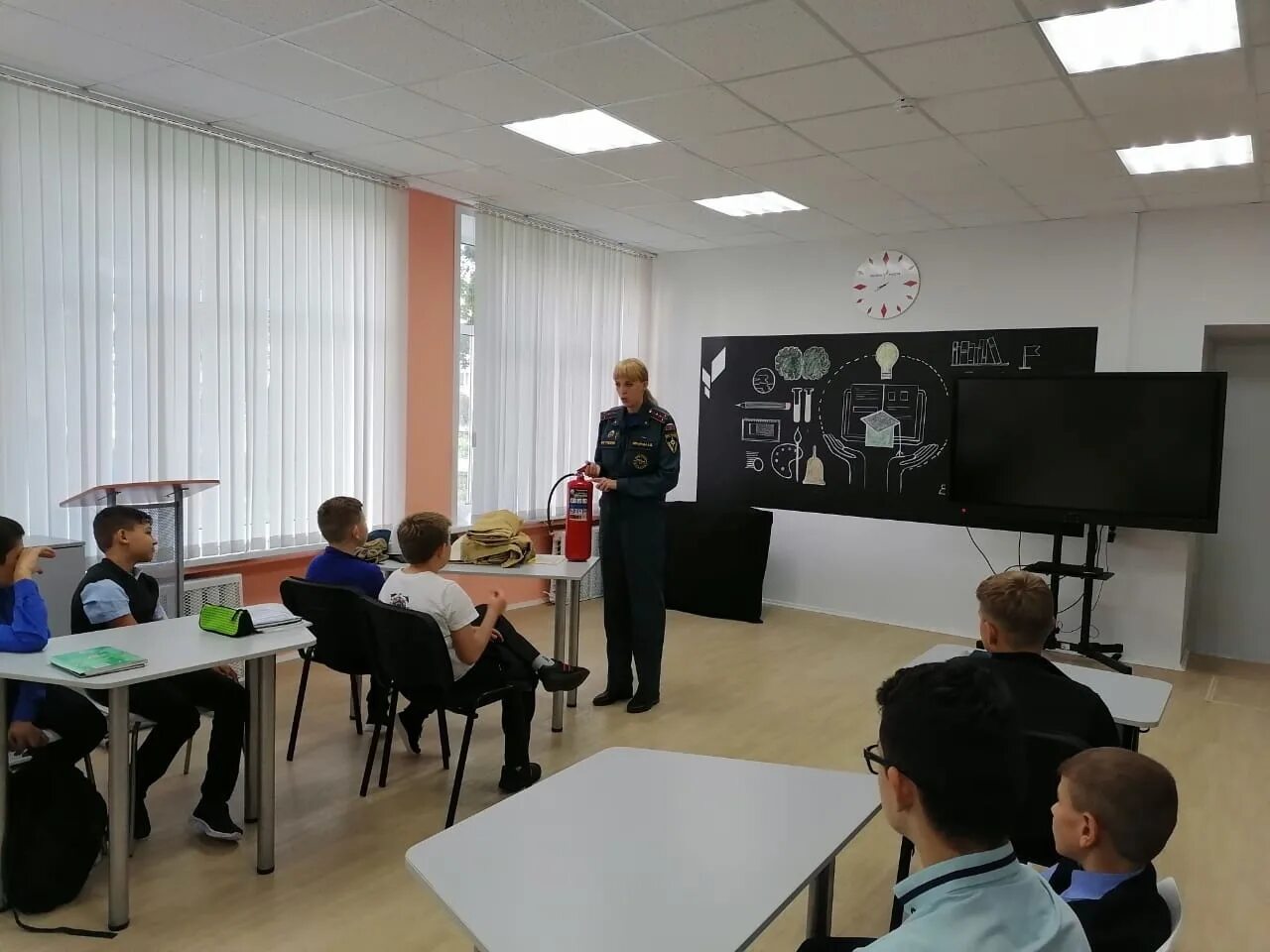 Школа на суздальской. Проект новой школы в суздале. Суздальская 14а. Школа на суздальской. Школа 1925 новокосино.
