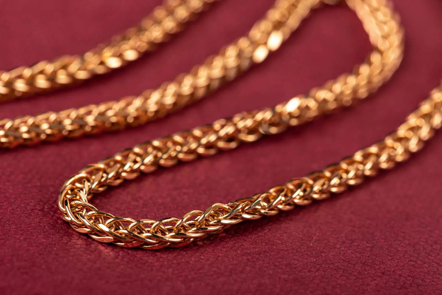 Gold chain. Золотая цепь. Цепочка золото. Золотая цепочка декоративная. Золотые цепи обои.