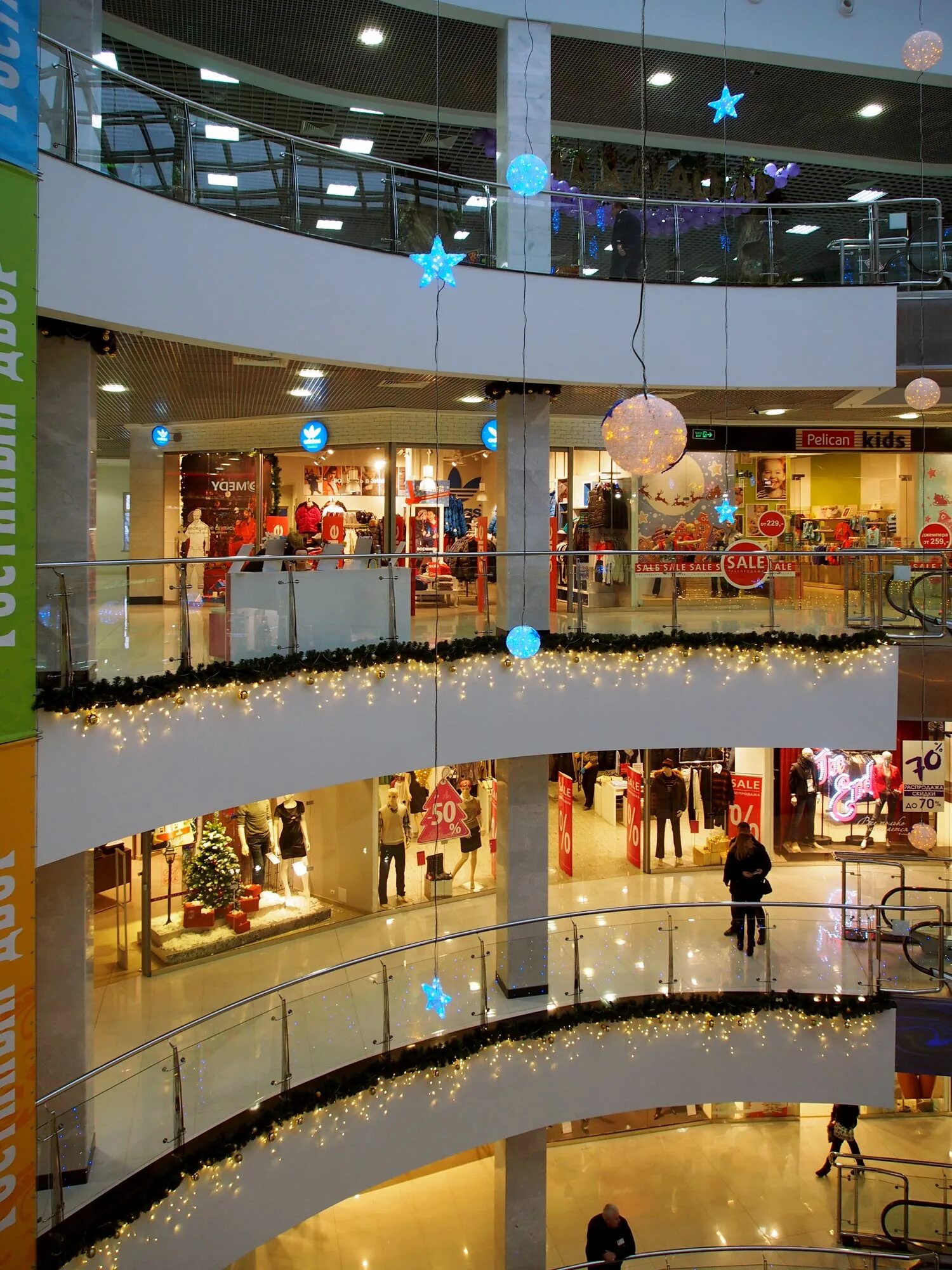 Тула трц гостиный двор магазины. Тц гостиный двор тула внутри. Гостиный двор тула. Тц гостиный двор тула. Торговый центр тула гостиный двор 2022.