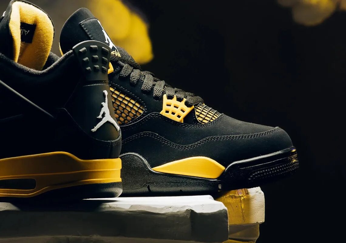 Air jordan thunder. Air jordan 35 на ноге. air jordan 3 retro brown. адидас под с 3.1.