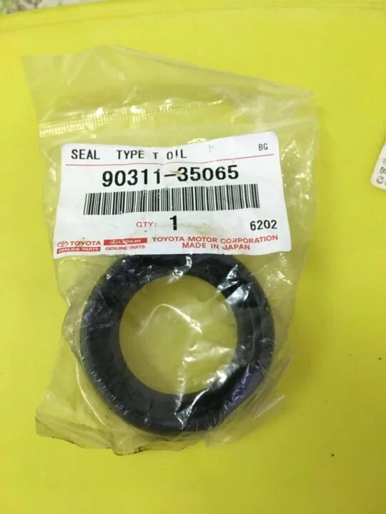 Тойота авенсис 1zz сальник коленчатого вала 8044230. 8. Сальник toyota 90311-35054. Сальник toyota 9031143007. Сальник привода акпп левый тойота харриер aq30 артикул.