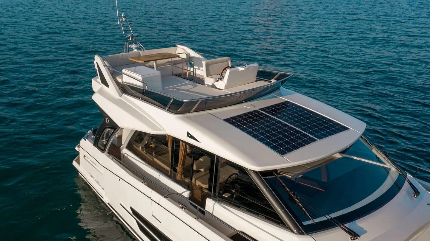 Greenline Yachts 45 Fly. Дооборудование яхты Greenline 45 Fly. Greenline 48 Fly. Яхта Гринлайн 48. Гибрид саней и яхты 4