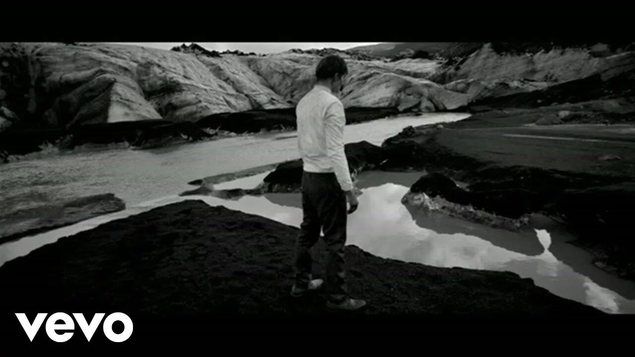 Woodkid i love you. Woodkid i love you 2013. Woodkid i love you. Woodkid i love you клип. Woodkid i love you 2013.