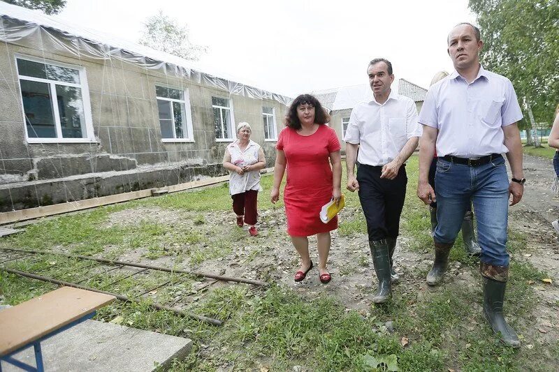 30 школа мостовского района. Директор 30 школы мостовского района краснодарского края. Школа в мостовском. Сош 1 мостовской. Р-н мостовской школа 28.