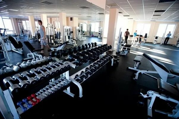 Reформа, фитнес-центр. Спортзал академгородок новосибирск. Демакова 1 новосибирск. Академик фитнес академгородок. Спортзал академгородок новосибирск.