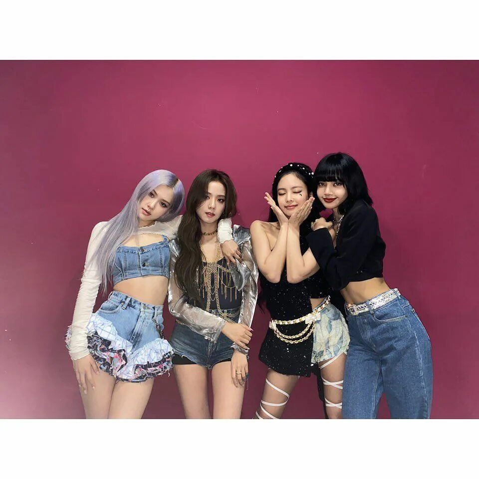 Sheesh blackpink. Sheesh blackpink. Sheesh blackpink. Блэк пинк 2021 группа. Блок пинк.