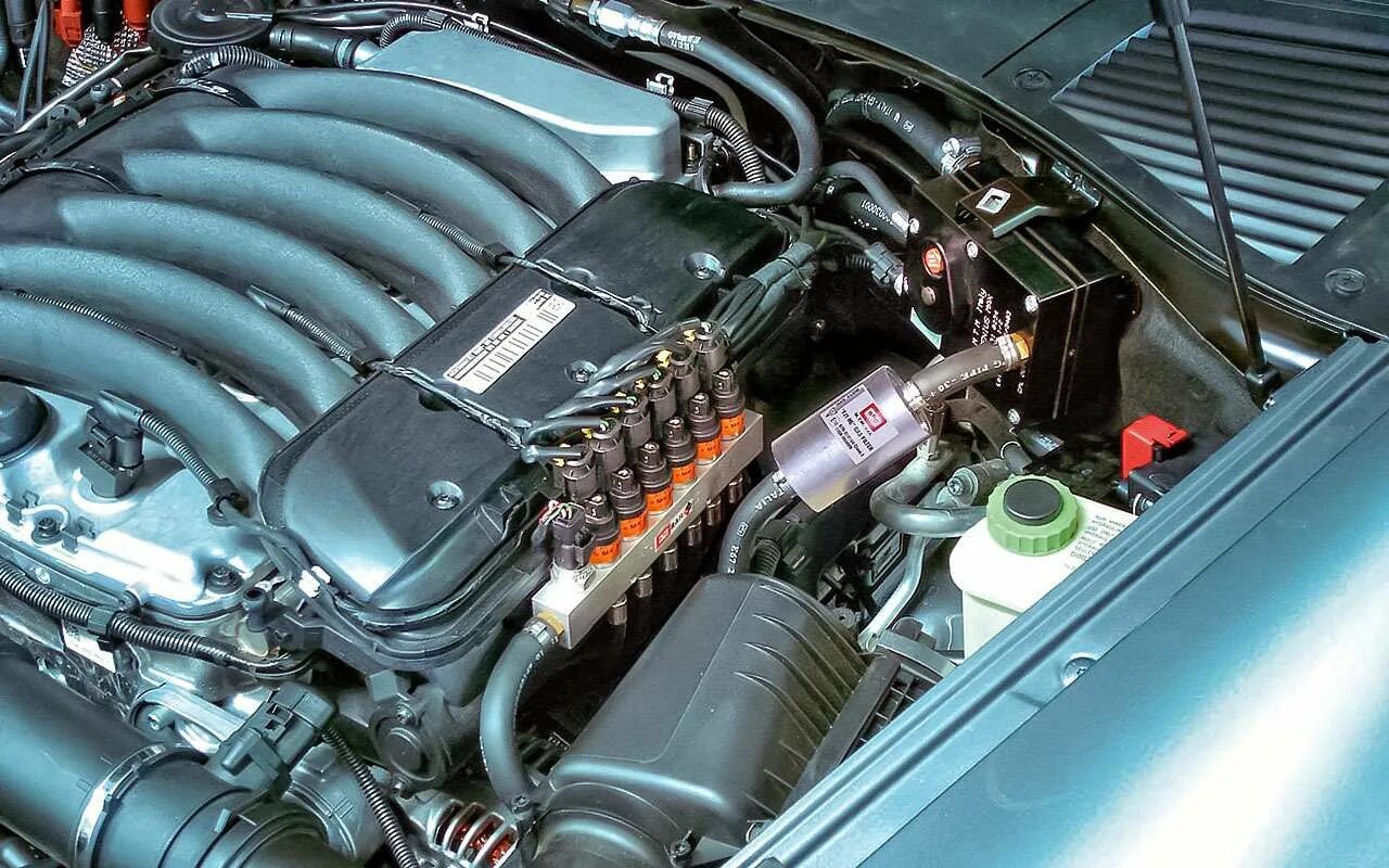 ГБО Jaguar x Type. Двигатель с ГБО. Оборудование для газовых двигателей. ГАЗ оборудование на авто.