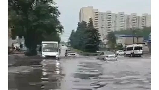В москве выпала месячная норма осадков. В москве затопило месячный дождь.