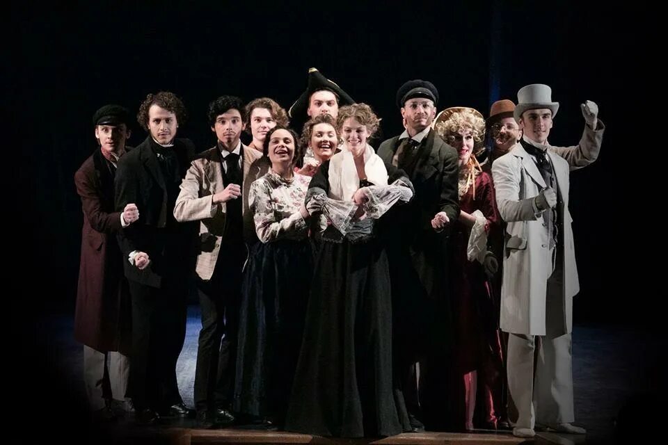 островский бесприданница театр. костромской театр островского пьесы островского. малый театр пьесы островского. на всякого мудреца довольно простоты спектакль малый театр. спектакль по островскому в театрах.