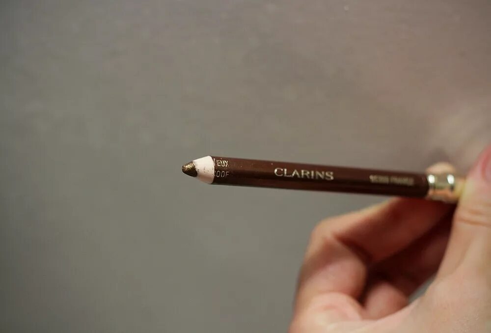 Clarins Waterproof Eye Pencil 04. Карандаш кларанс 02. Водостойкий карандаш Clarins. Clarins карандаш для глаз. Pencil waterproof