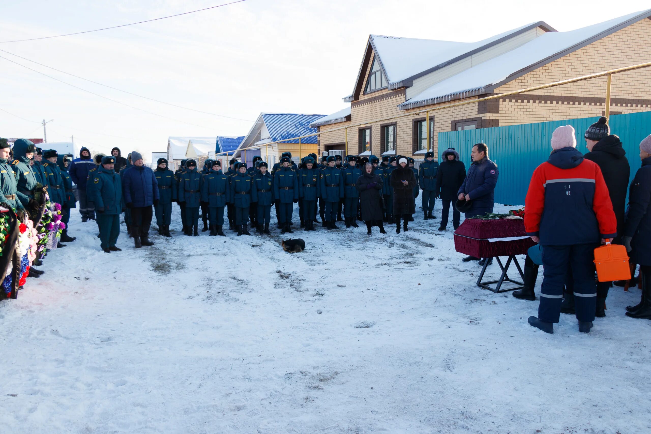 Новости татарстана в контакте. В Тетюшах простились с Романовым. Богдашкино Тетюшский район прощание с солдатом.