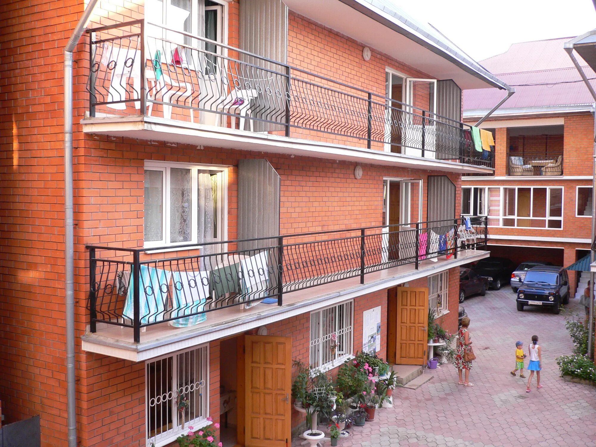 тихие гостевые дома лазаревском