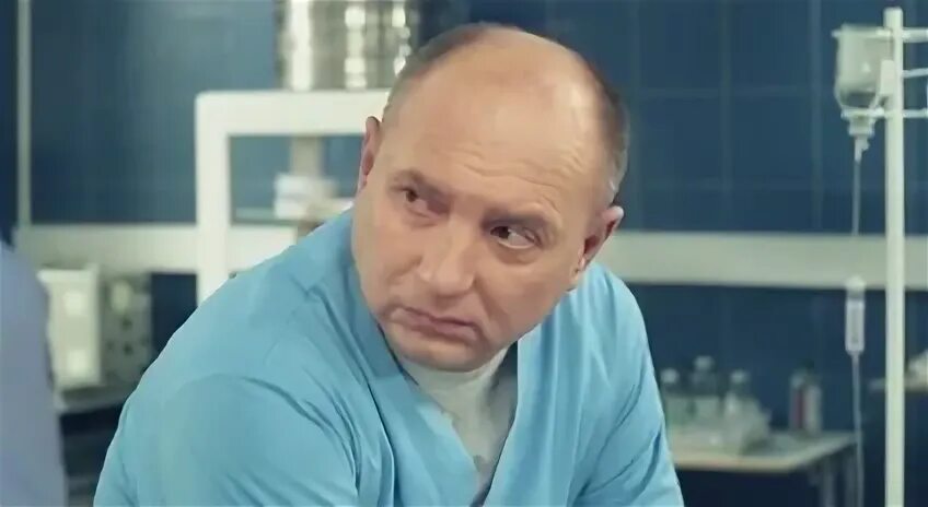 Дежурный врач 3 на русском языке. Дежурный врач 3 на русском языке. Дежурный врач 3 на русском языке. Дежурный врач на украинском. Дежурный врач мазур.