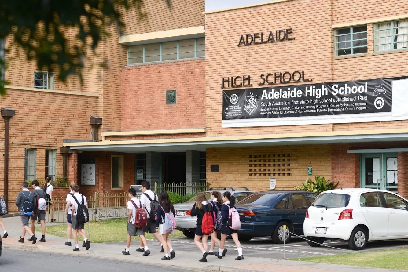 Adelaide High School. Школа Samaniyan High School. Школа New State. Школы Orange Vista High School.