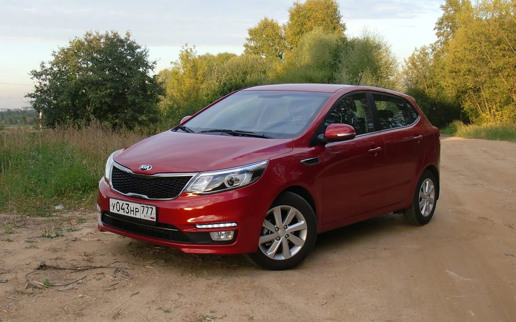 Киа рио 3 купить спб. Kia Rio 2015. Kia Rio 2013. Киа Рио 2013 года. Киа Рио 21.