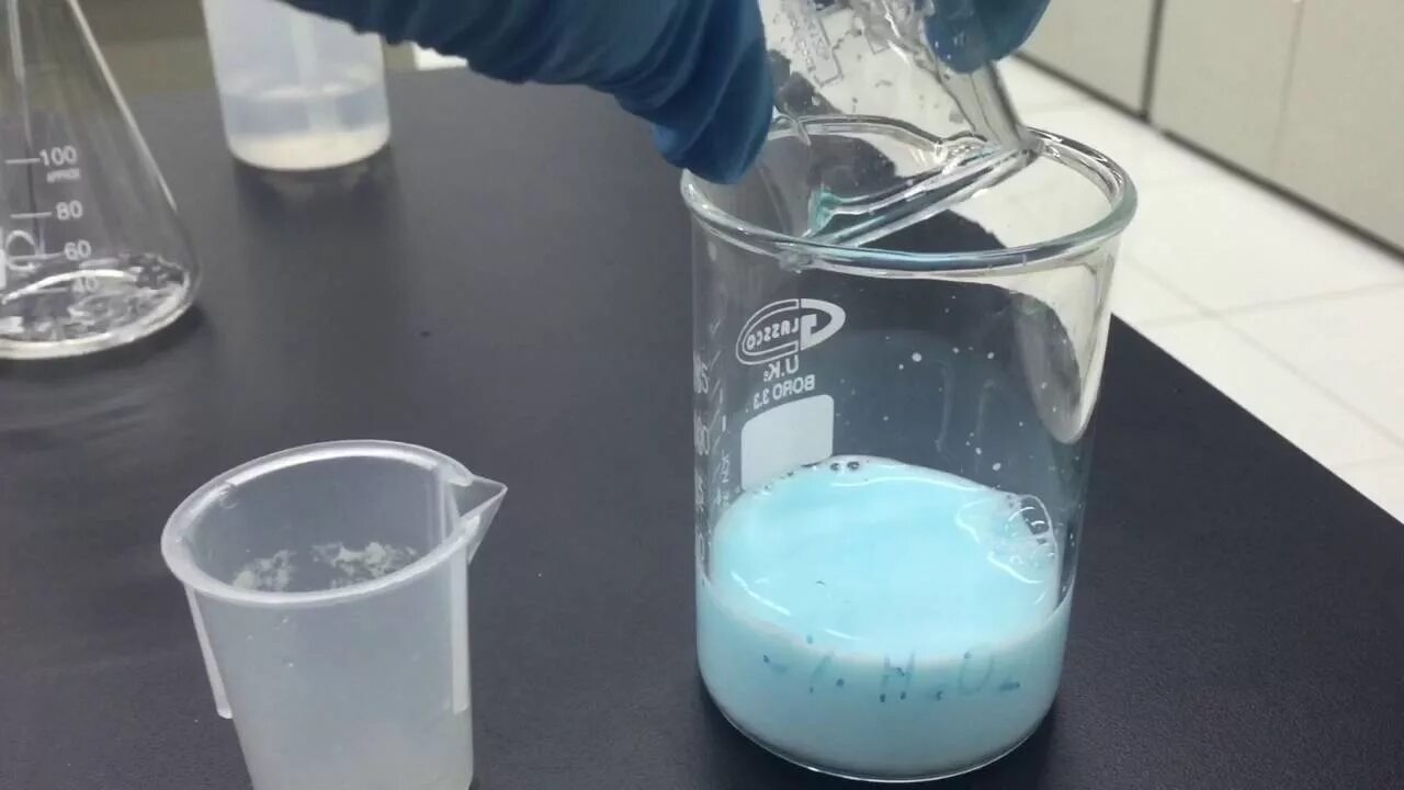 Naoh bacl2 реакция. Bacl2 раствор. cuso4 bacl2 осадок. смешивание растворов. naoh раствор.