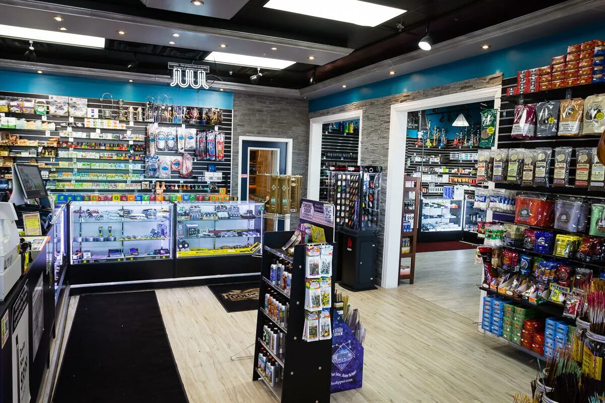 Smoke shop кисловодск. смокинг шоп. 2 smoke shop. Smoke shop бердск. нова 2 курилка.