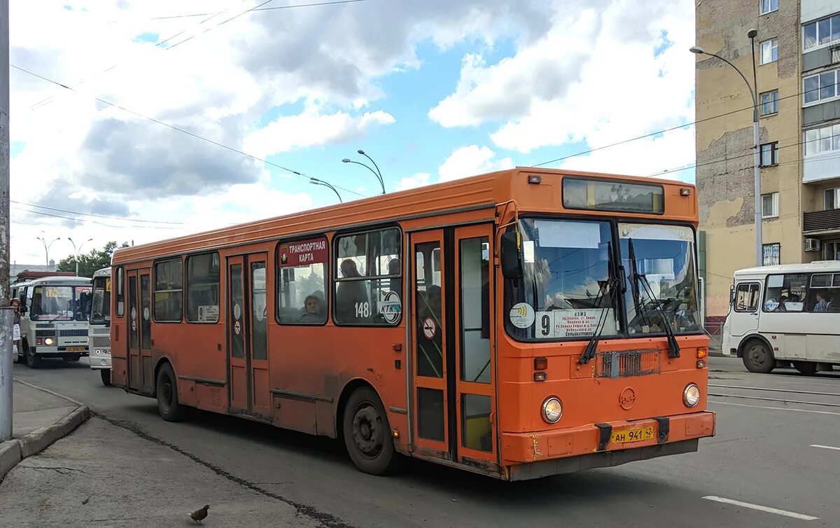 244 автобус кемерово. ЛИАЗ 5256 Кемерово. Автобусы ЛИАЗ В Кемерово. ЛИАЗ 5256 Кемеровская область. ЛИАЗ 5256 Кемерово Кузбасс.