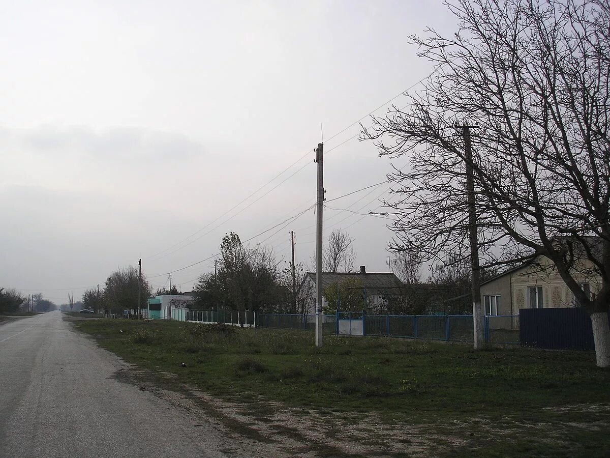 Село охотское крым. Село лиственное. Погода в селе охотском. Городское поселение «посёлок охотск». Село охотское.
