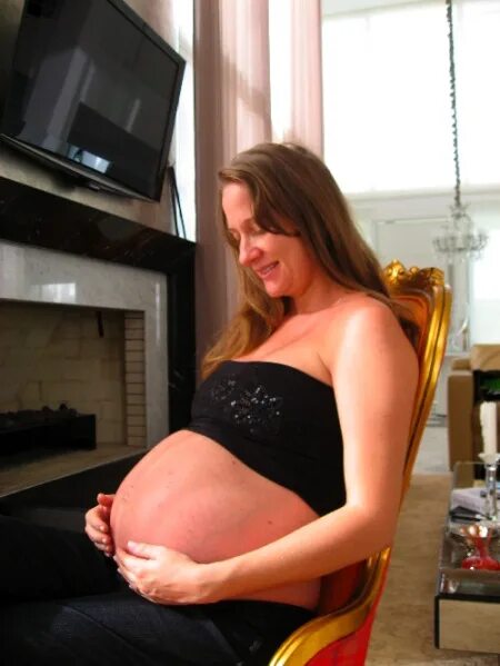 Живот на 21 неделе беременности. Живот на 21 неделе беременности. Женщины беременные двойней. Животик на 21 неделе. Живот у беременных на 21 неделе.