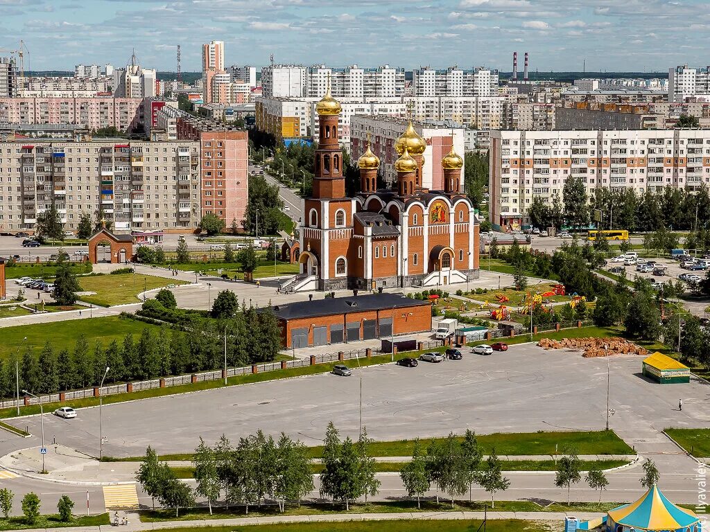 Нижневартовск фото. Нижневартовск. Нижний вартовск. Нижневартовск лето. Современный Нижневартовск.