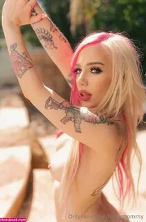 furbymommy furbyprincess averyofficial thepoptartprincess Nude OnlyFans Pho...